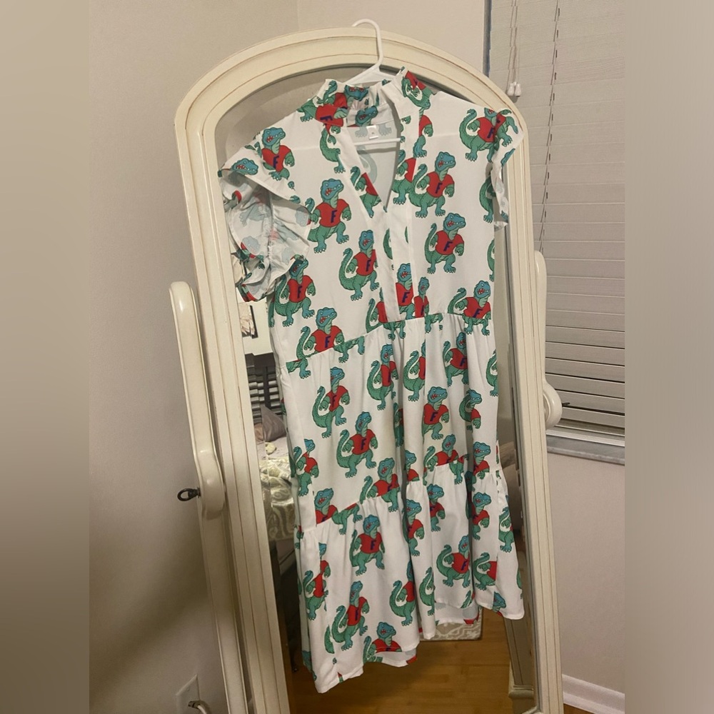 Gator themed, never worn